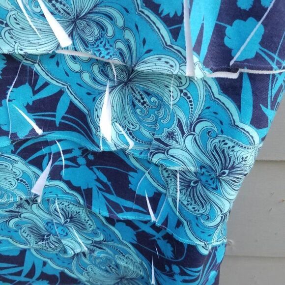 Coldwater Creek Blue Floral Layered Top size Large (14) - Picture 5 of 7